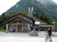 hier müssen wir unsere geplante Route wegen einer Baustelle verlassen : MTB, Transalp, Transalp 2008